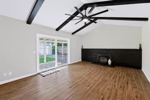 Living - 2386 Stanford Ave, Clovis, CA 93611 photo 2 of 3