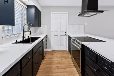 Kitchen - 2386 Stanford Ave, Clovis, CA 93611 photo 3 of 3
