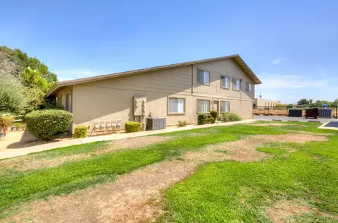 808 Green Way, Madera, CA 93638 photo 4