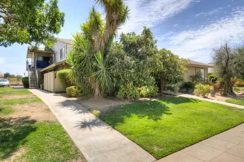 808 Green Way, Madera, CA 93638 photo 6