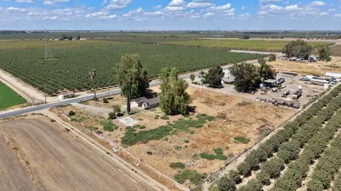 View/Area - 7741 24th Ave, Lemoore, CA 93245 photo 4 of 6