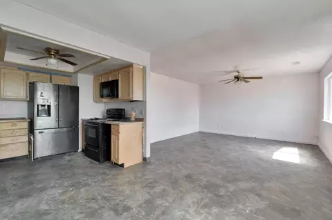 Living - 7741 24th Ave, Lemoore, CA 93245 photo 4 of 6