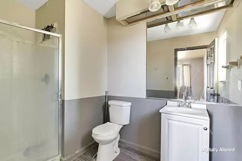 Bath - 7741 24th Ave, Lemoore, CA 93245 photo 1 of 2