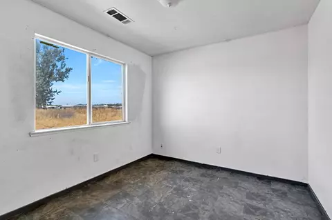 Bedroom - 7741 24th Ave, Lemoore, CA 93245 photo 6 of 9