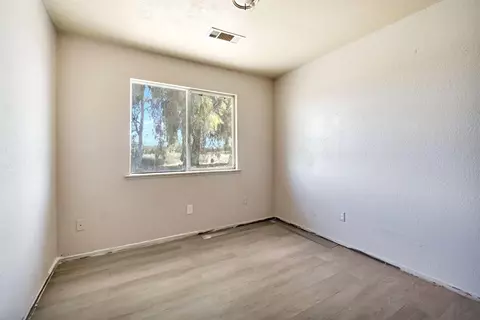 Bedroom - 7741 24th Ave, Lemoore, CA 93245 photo 7 of 9