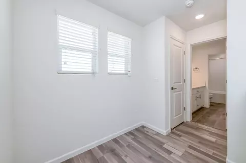 Entry Way - 501 Farmhouse Ln, Clovis, CA 93619 photo 1 of 2