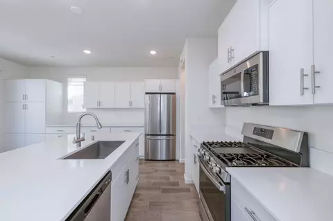 Kitchen - 501 Farmhouse Ln, Clovis, CA 93619 photo 1 of 4