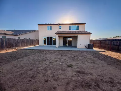 Exterior - 3335 Las Rosas Ave, Clovis, CA 93619 photo 3 of 6