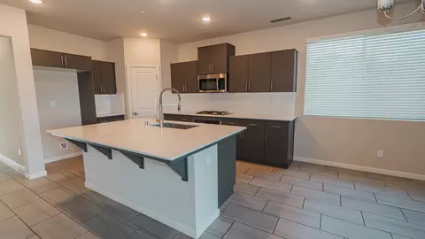 Kitchen - 3335 Las Rosas Ave, Clovis, CA 93619 photo 1 of 1