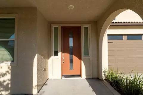 Entry Way - 3335 Las Rosas Ave, Clovis, CA 93619 photo 1 of 3