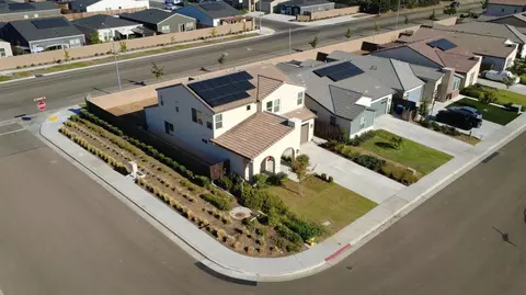 View/Area - 3335 Las Rosas Ave, Clovis, CA 93619 photo 1 of 3