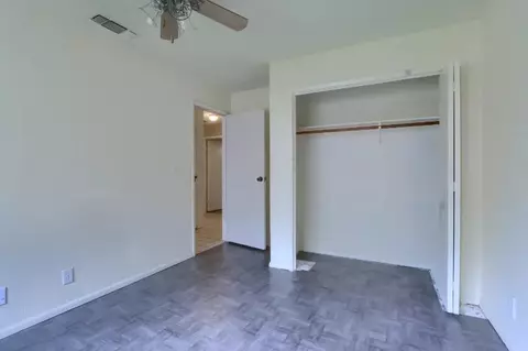 Bedroom - 40632 Goldside Dr, Oakhurst, CA 93644 photo 2 of 4