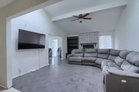 Living - 40632 Goldside Dr, Oakhurst, CA 93644 photo 1 of 3