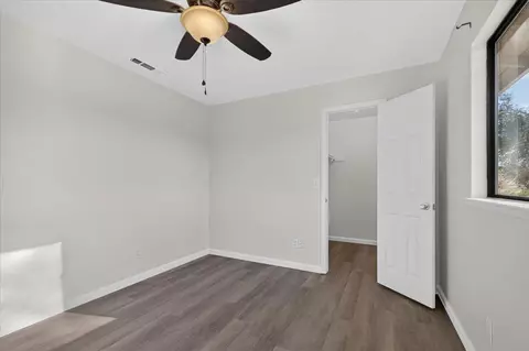 Bedroom - 28368 River Road Way, Madera, CA 93636 photo 4 of 8