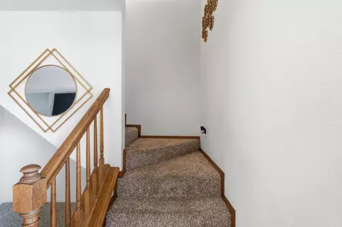 Entry Way - 505 S Del Norte Ave, Kerman, CA 93630 photo 2 of 3