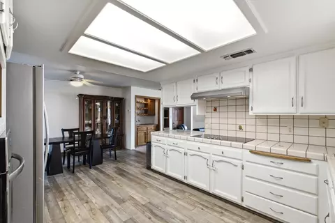 Kitchen - 505 S Del Norte Ave, Kerman, CA 93630 photo 6 of 6