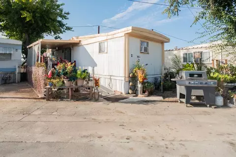 1941 N Golden State Blvd #SPC 2, Fresno, CA 93705