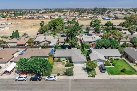 View/Area - 509 Ashlan Way, Madera, CA 93638 photo 4 of 7