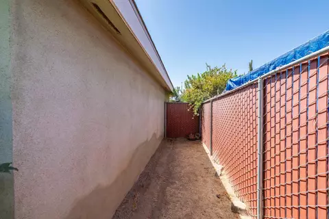 Exterior - 509 Ashlan Way, Madera, CA 93638 photo 3 of 5