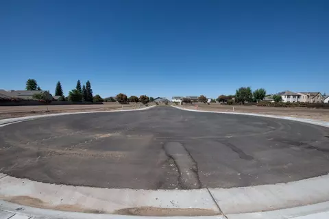 1783 N Preuss Ave, Clovis, CA 93619 photo 43