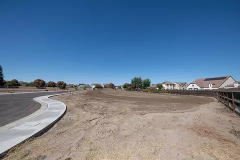 1782 N Preuss Ave, Clovis, CA 93619 photo 41