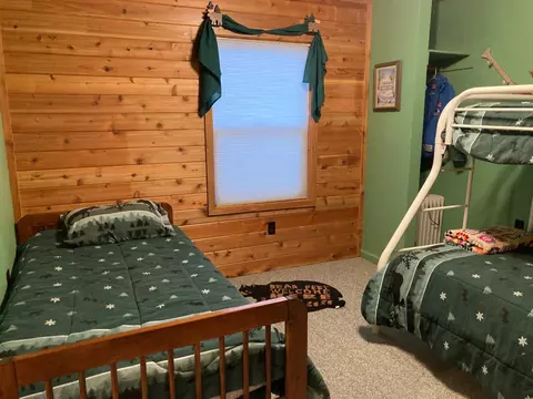 Bedroom - 1237 Cedar Ave, Fish Camp, CA 93623 photo 1 of 4