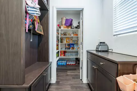 Entry Way - 4167 Poe Ave, Clovis, CA 93619 photo 6 of 17