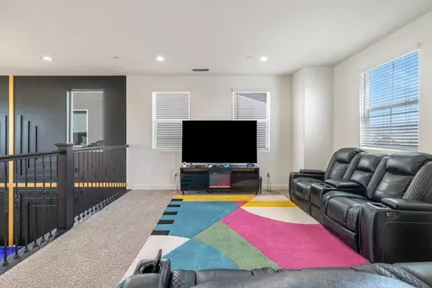 Entry Way - 4167 Poe Ave, Clovis, CA 93619 photo 13 of 17