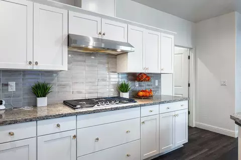 Kitchen - 4167 Poe Ave, Clovis, CA 93619 photo 5 of 7