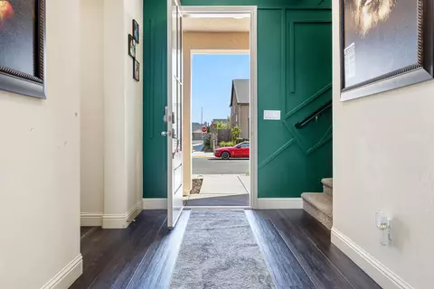 Entry Way - 4167 Poe Ave, Clovis, CA 93619 photo 2 of 17
