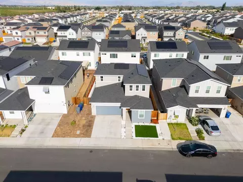 View/Area - 3279 Montana Ave, Clovis, CA 93619 photo 3 of 3
