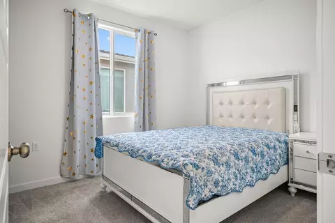 Bedroom - 3279 Montana Ave, Clovis, CA 93619 photo 2 of 5