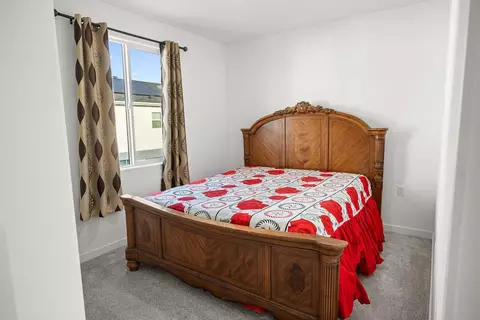 Bedroom - 3279 Montana Ave, Clovis, CA 93619 photo 3 of 5