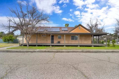 Exterior - 430 S 6th St, Fowler, CA 93625 photo 3 of 6