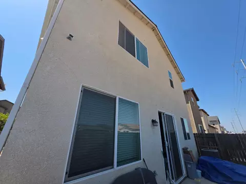 Exterior - 6452 E Malbec Dr, Fresno, CA 93727 photo 3 of 4