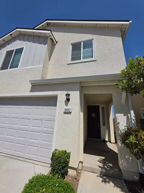 Exterior - 6452 E Malbec Dr, Fresno, CA 93727 photo 4 of 4