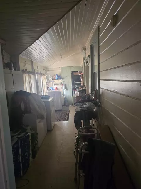 Entry Way - 409 N D St, Madera, CA 93638 photo 2 of 3