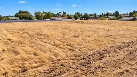 1 Hwy 145, Madera, CA 93636 photo 3