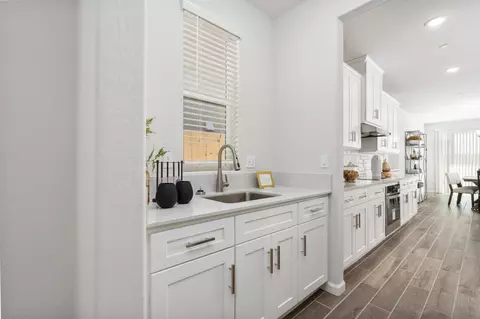 Entry Way - 691 Solar Ln, Clovis, CA 93619 photo 3 of 6