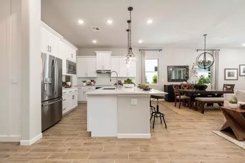Kitchen - 739 Solar Ln, Clovis, CA 93619 photo 1 of 7