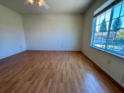 Living - 1940 Lawrence Ave, Clovis, CA 93611 photo 3 of 9
