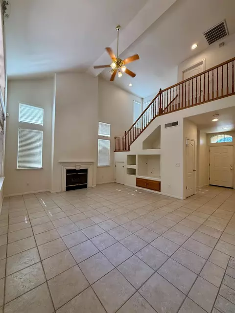 Living - 1940 Lawrence Ave, Clovis, CA 93611 photo 4 of 9