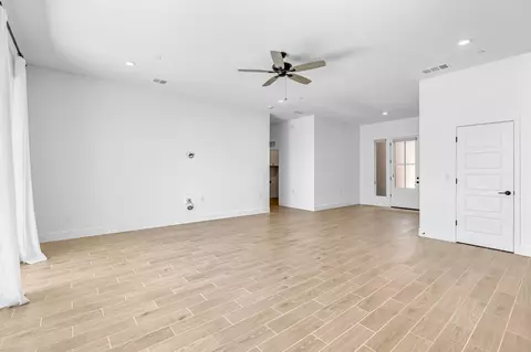 Living - 1236 Windmill Ave, Clovis, CA 93619 photo 3 of 4