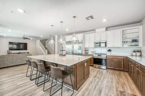 Kitchen - 697 Expedition Way, Madera, CA 93636 photo 6 of 7