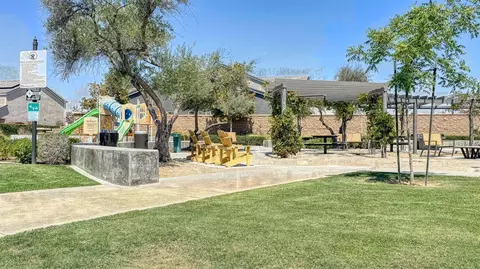 Exterior - 697 Expedition Way, Madera, CA 93636 photo 8 of 8