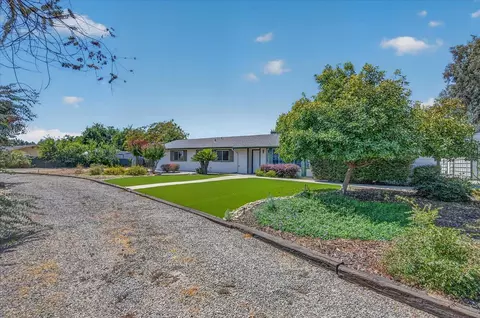 Exterior - 12778 Mesa Dr, Madera, CA 93636 photo 2 of 16