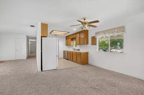 Living - 12778 Mesa Dr, Madera, CA 93636 photo 7 of 7