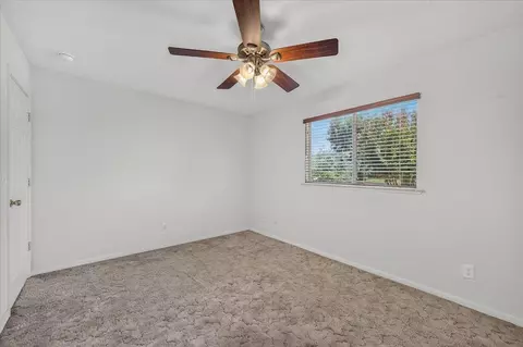 Bedroom - 12778 Mesa Dr, Madera, CA 93636 photo 8 of 12
