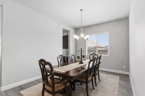 Dining - 3977 Bellaire Ave, Clovis, CA 93619 photo 1 of 2