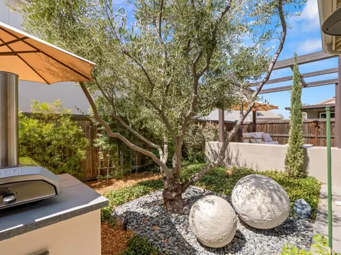 Exterior - 715 Harvest Dr, Madera, CA 93636 photo 16 of 18